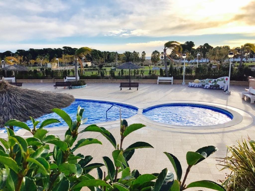 Apartamentos Deluxe 3 Marina D'Or 奥罗佩萨德尔马 外观 照片